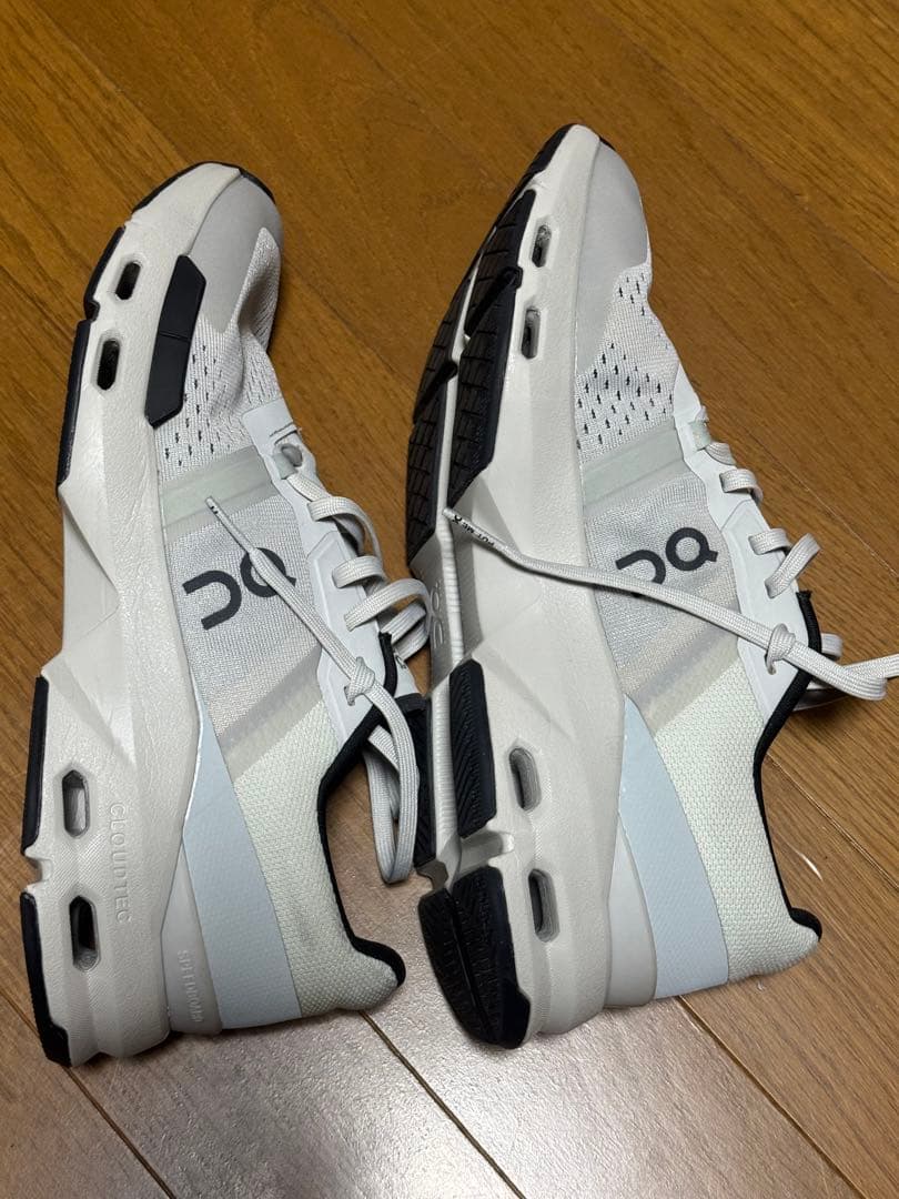 その他 on cloud pulse 25cm