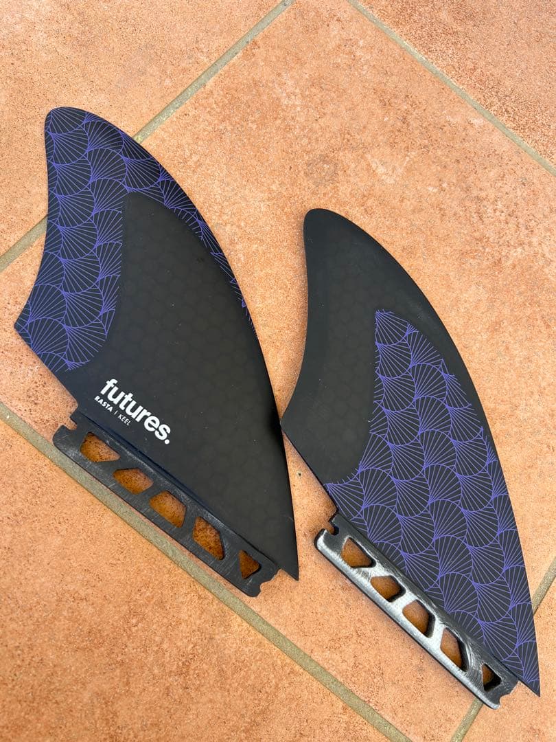 値下げ！FUTURE RASTA KEEL ラスタ キール ツイン フィン