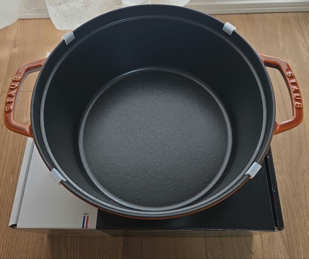 staub　ストウブ　ココット　28cm