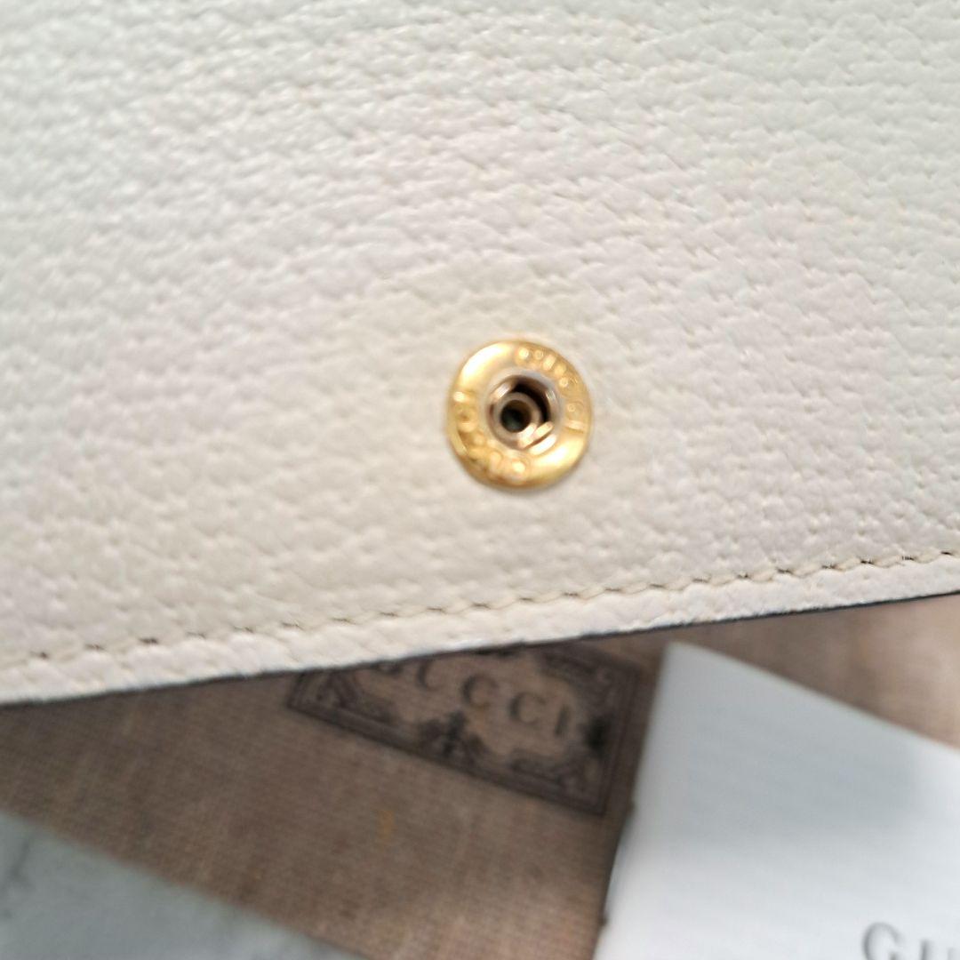 ✨️超美品✨️GUCCI 折財布　マーモントインターロッキング 白　箱.保存袋付