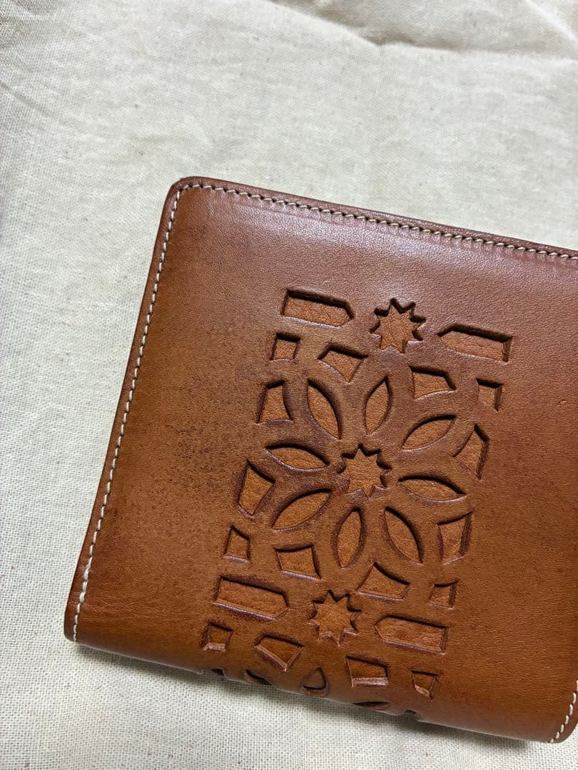 《新品•タグ付き》genten ゲンテン 二つ折り財布 ブラウン レザー　希少