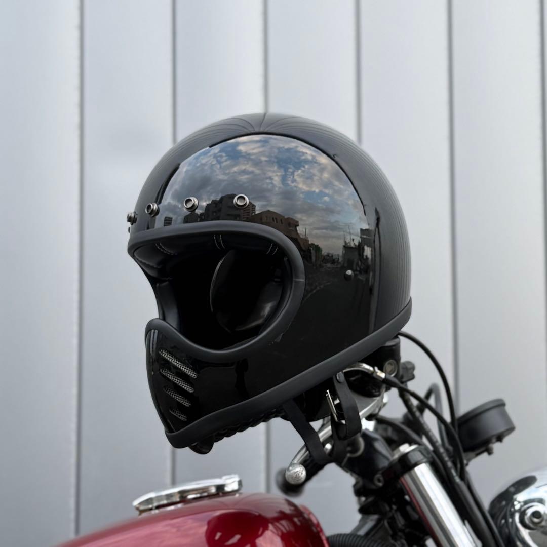 トラッカー　OCEAN BEETLE MTX BELL MOTO3 TT&CO