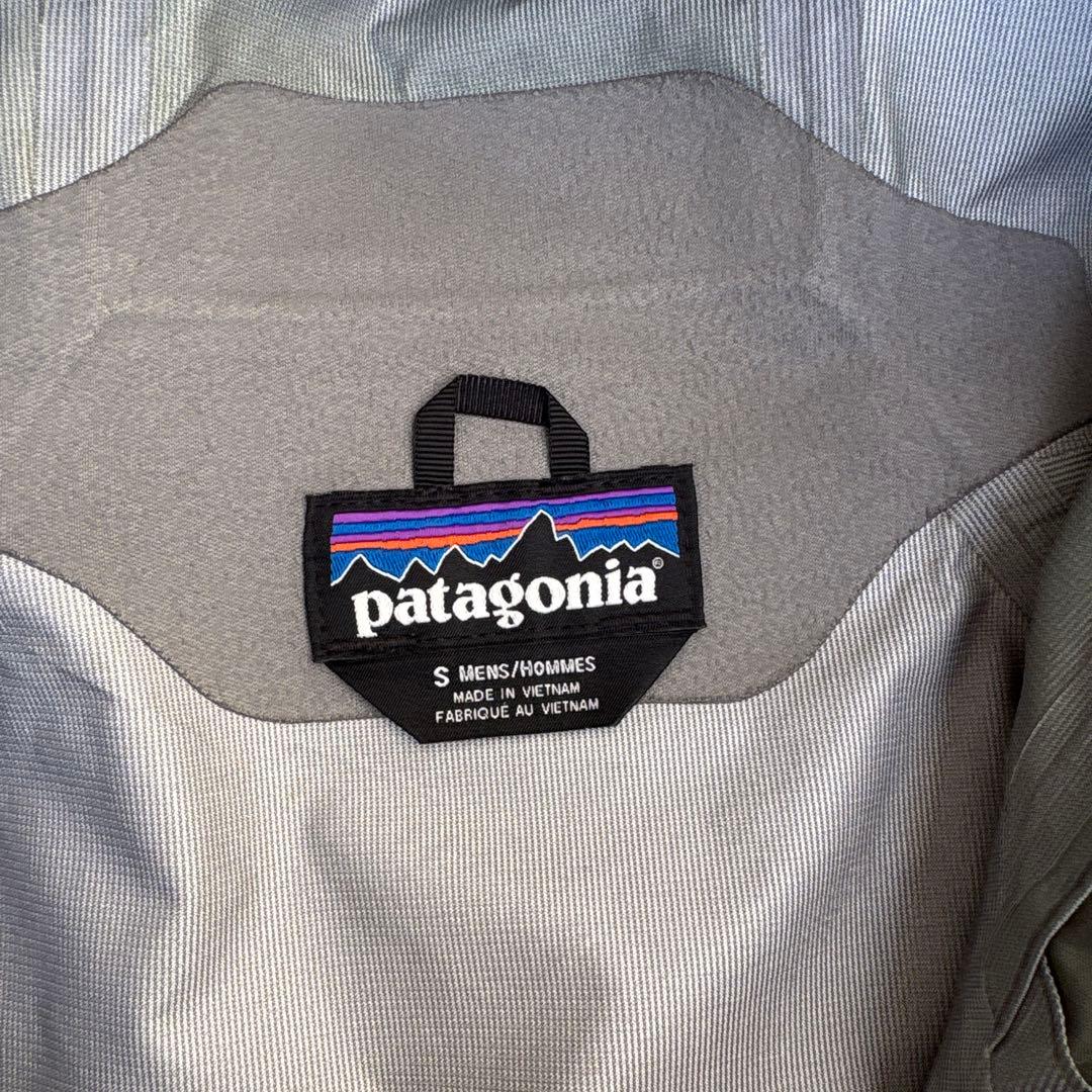 Patagonia カーキ　マウンテンパーカー トレントシェルジャケット