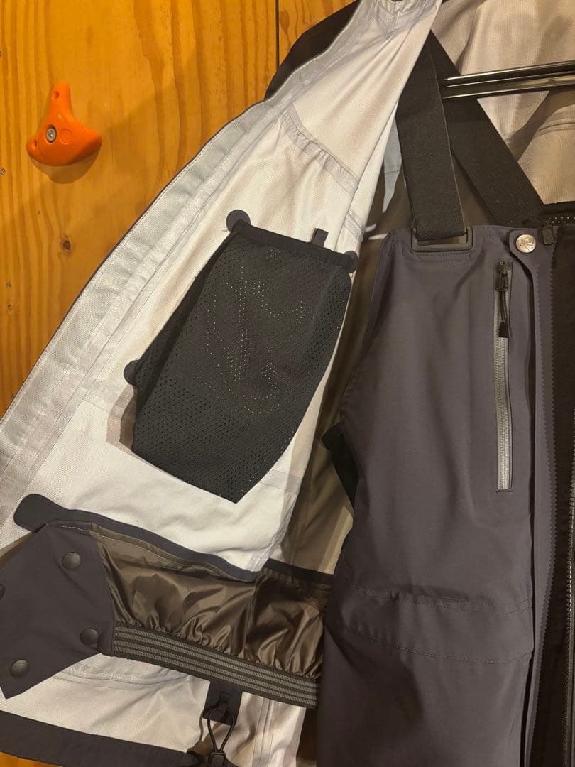 p.rhythm outerwear 上下セット　SUMI スノーボード　ウエア