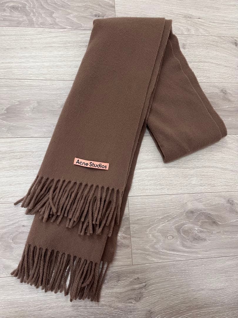 【試着のみほぼ新品】Acne Studios アクネストゥディオス　マフラー