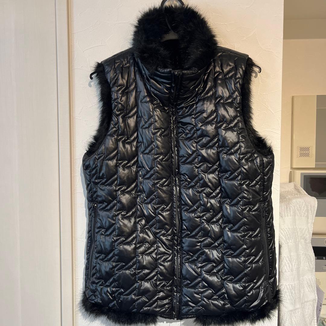 【美品】Marc by Marc Jacobs ブラックダウンベストリバーシブル