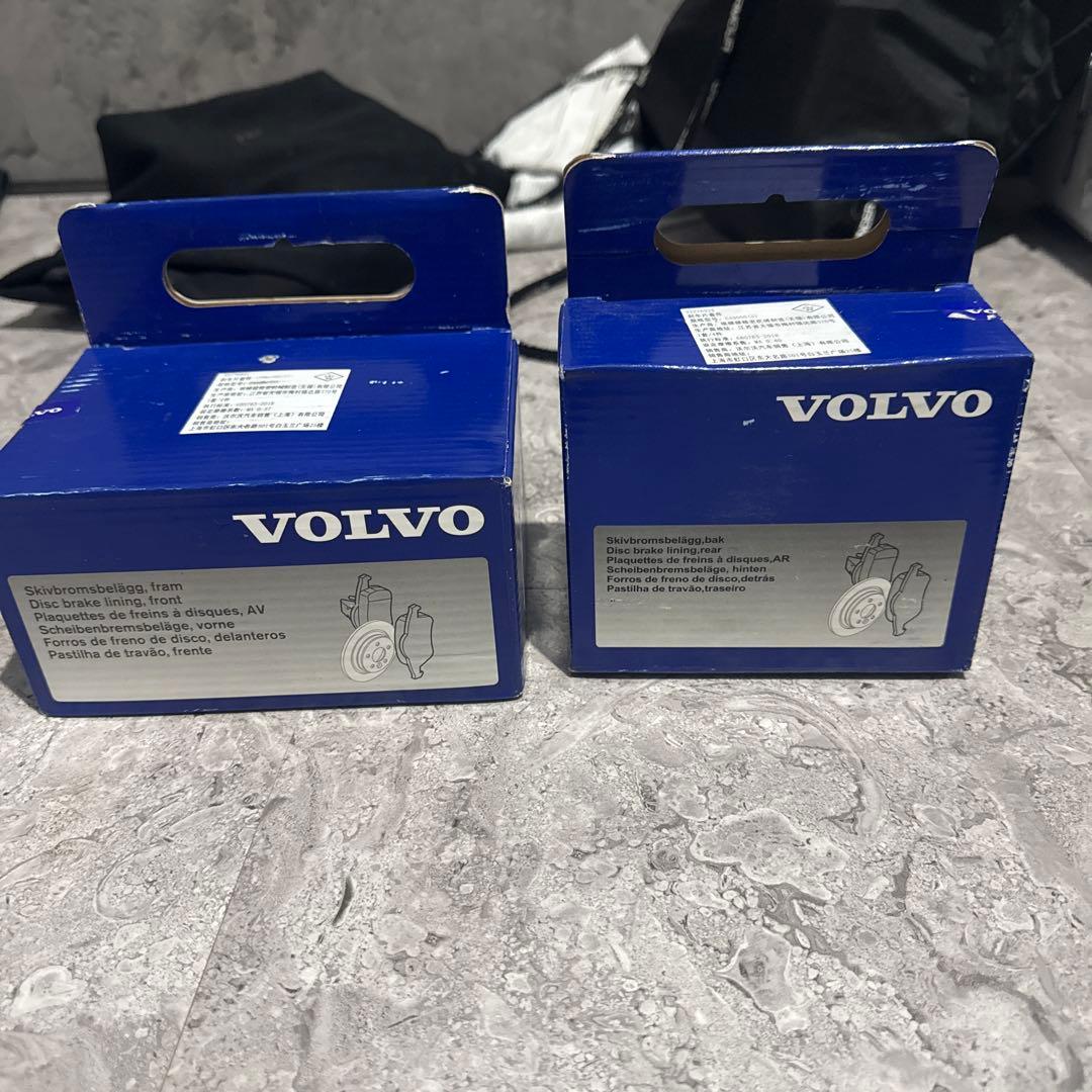 Volvo XC40 純正 ブレーキパッド フロント リア 未使用未開封