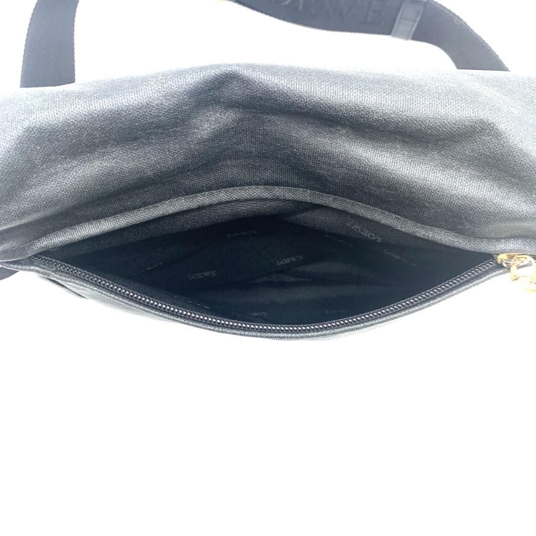 ロエベ ショルダーバッグ メッセンジャー ロゴ刻印 コーティングキャンバス