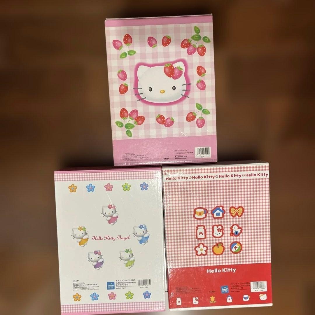 Hello Kitty アルバムまとめ売り