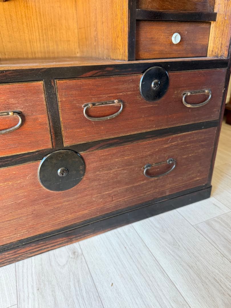 水屋箪笥 茶箪笥 飾り棚 レトロ 木製 古家具 和箪笥 アンティーク家具 桐 漆