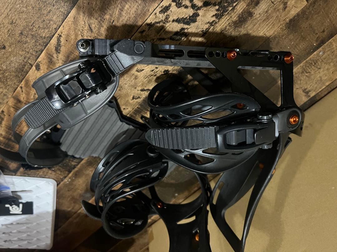Spark R&D 21/22 Surge Pro スプリットボードビンディング