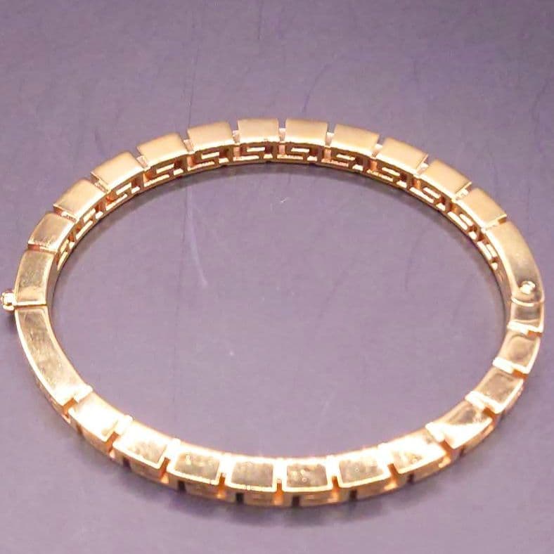 【美品】ヴェルサーチ バングル ブレスレット グレカ メデューサ ゴールド系 M