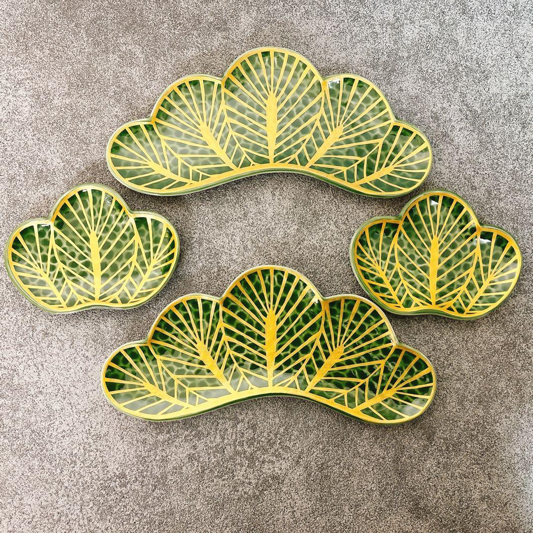 有田焼　幸楽窯　錦茶緑金松葉形前菜皿　銘々皿4点セット