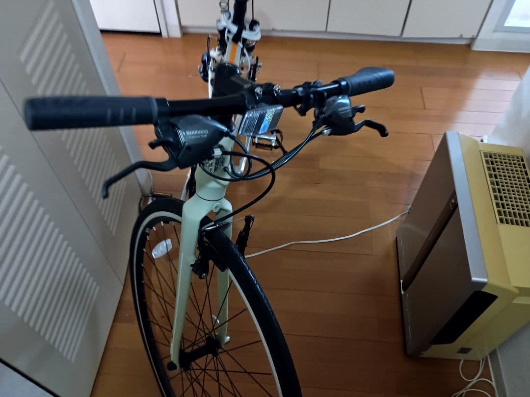 bianchi　ROMA4　クロスバイク 自転車　直渡しのみ