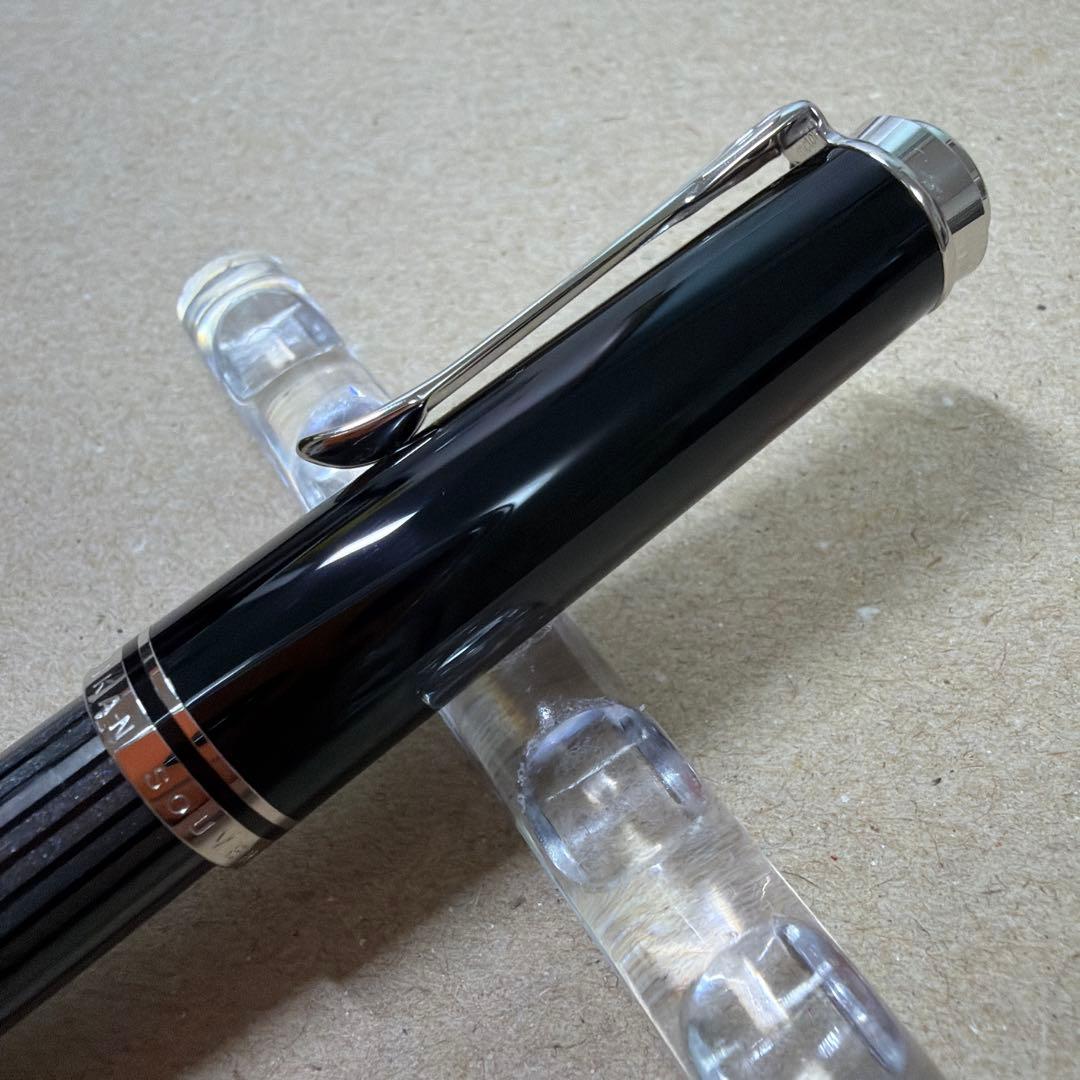 新品 Pelikan ペリカン 万年筆 スーベレーン M405 黒縞 F