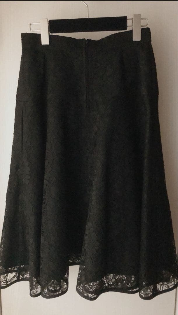 【新品未使用】望月順子さんマグノリアコレクション　黒レーススカートミディ丈