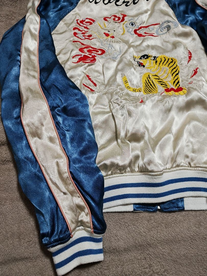 AYIREX USA 日本限定 スカジャン レーヨン 虎鯉