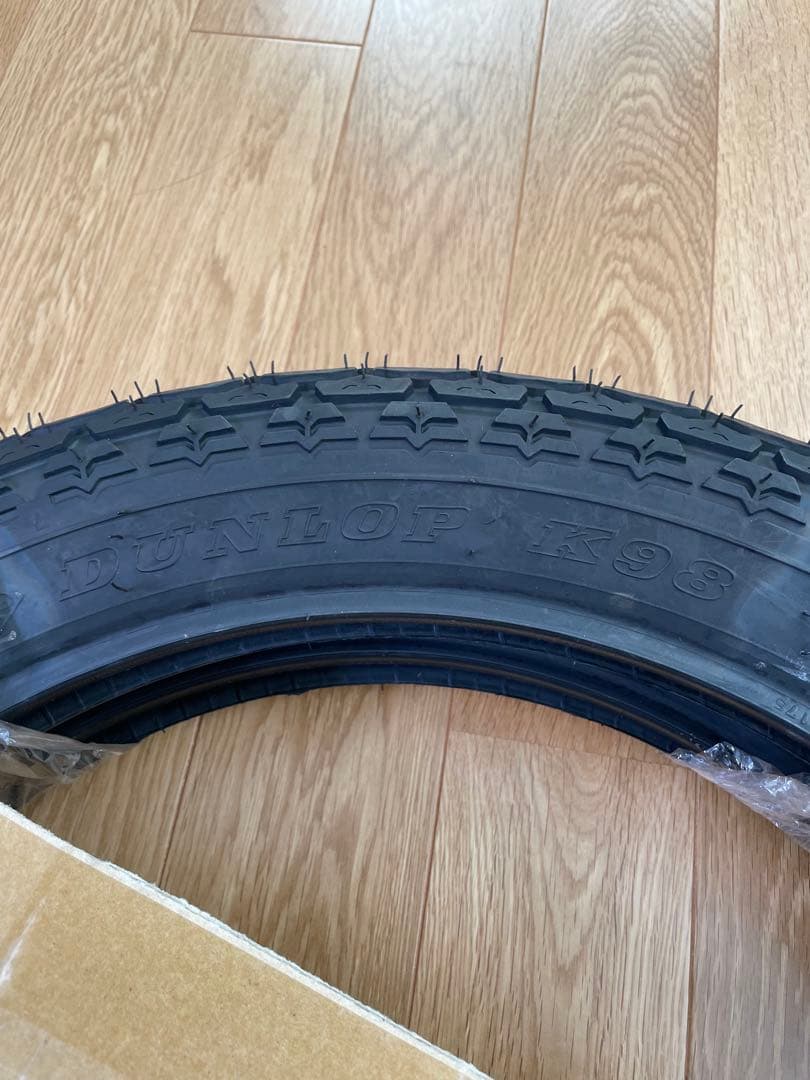 ダンロップ　K98 3.00-17.6セット