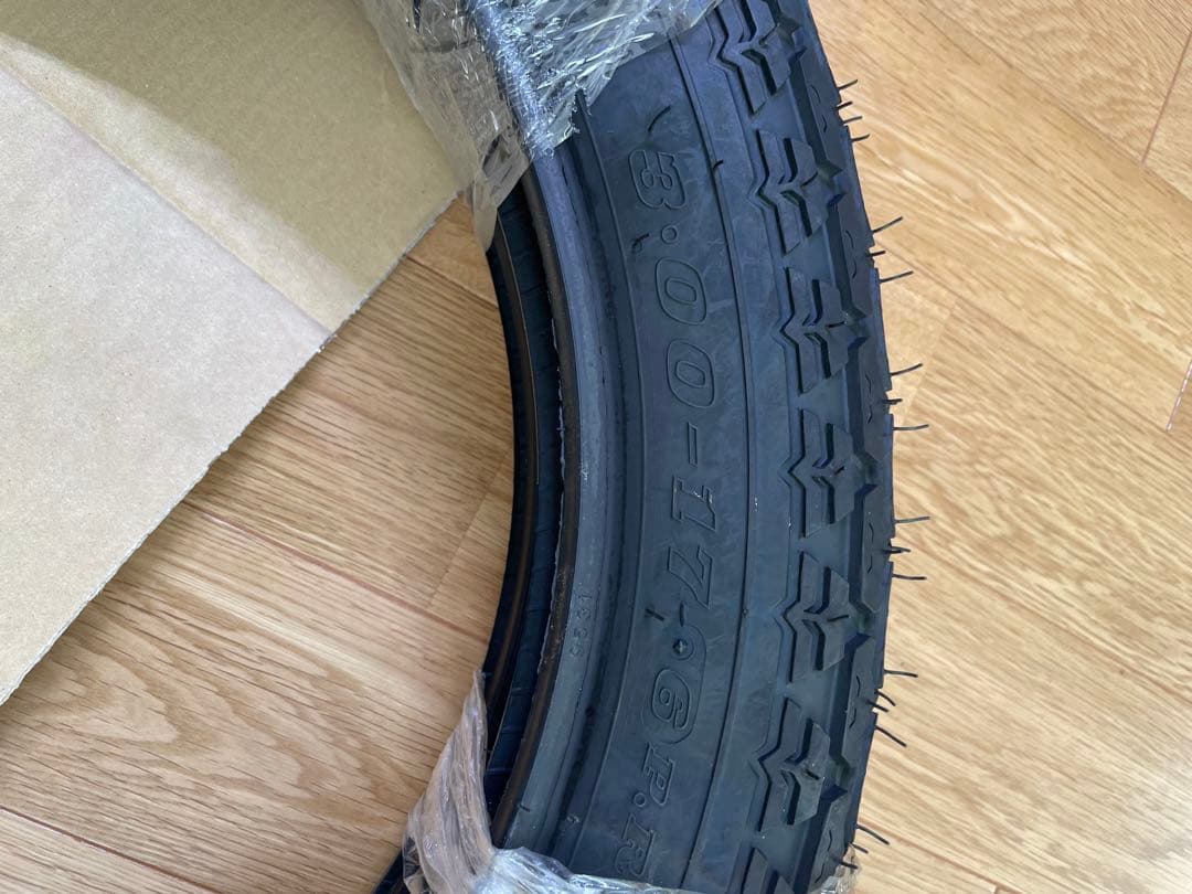 ダンロップ　K98 3.00-17.6セット