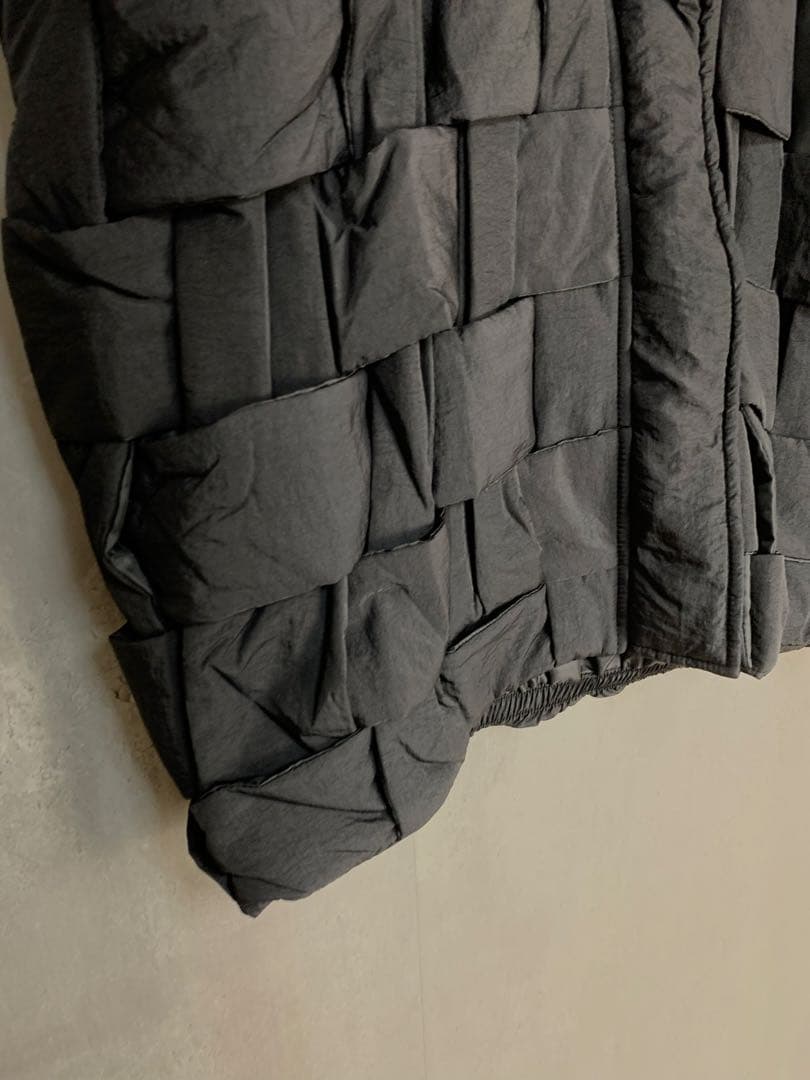 antiqua treecafe ダウン級ベスト 黒　ブロック編み　冬
