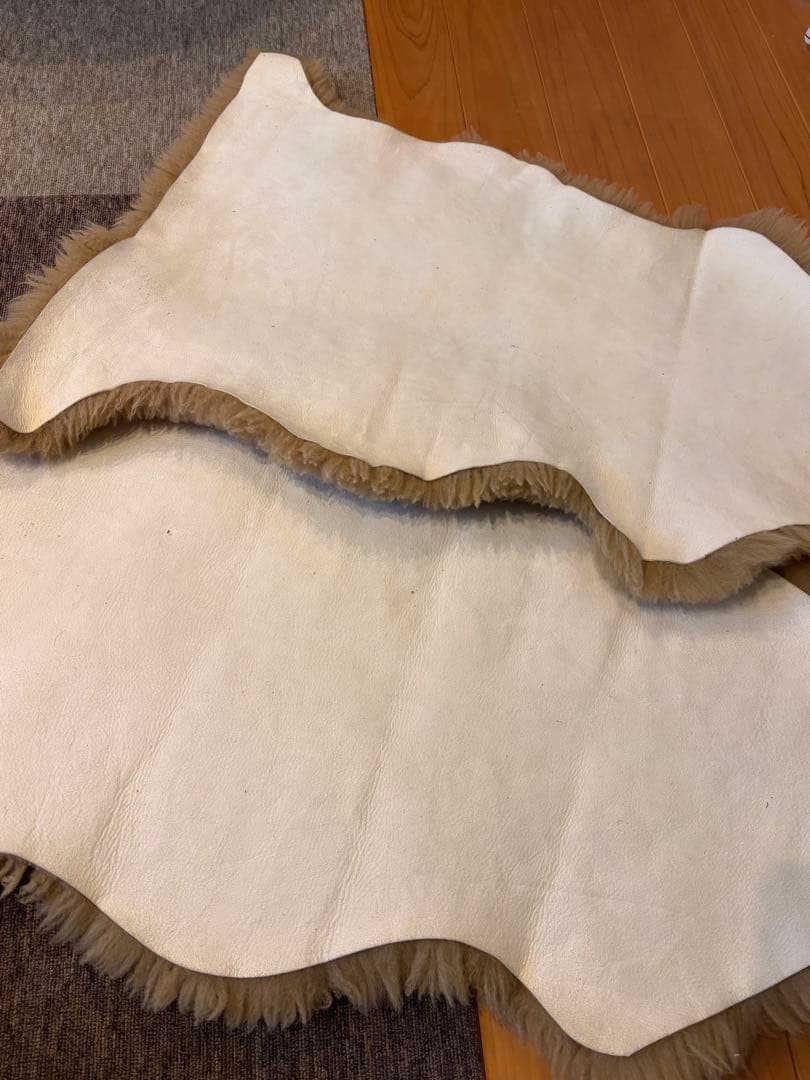 天然　ムートン　ラグマット　2点
