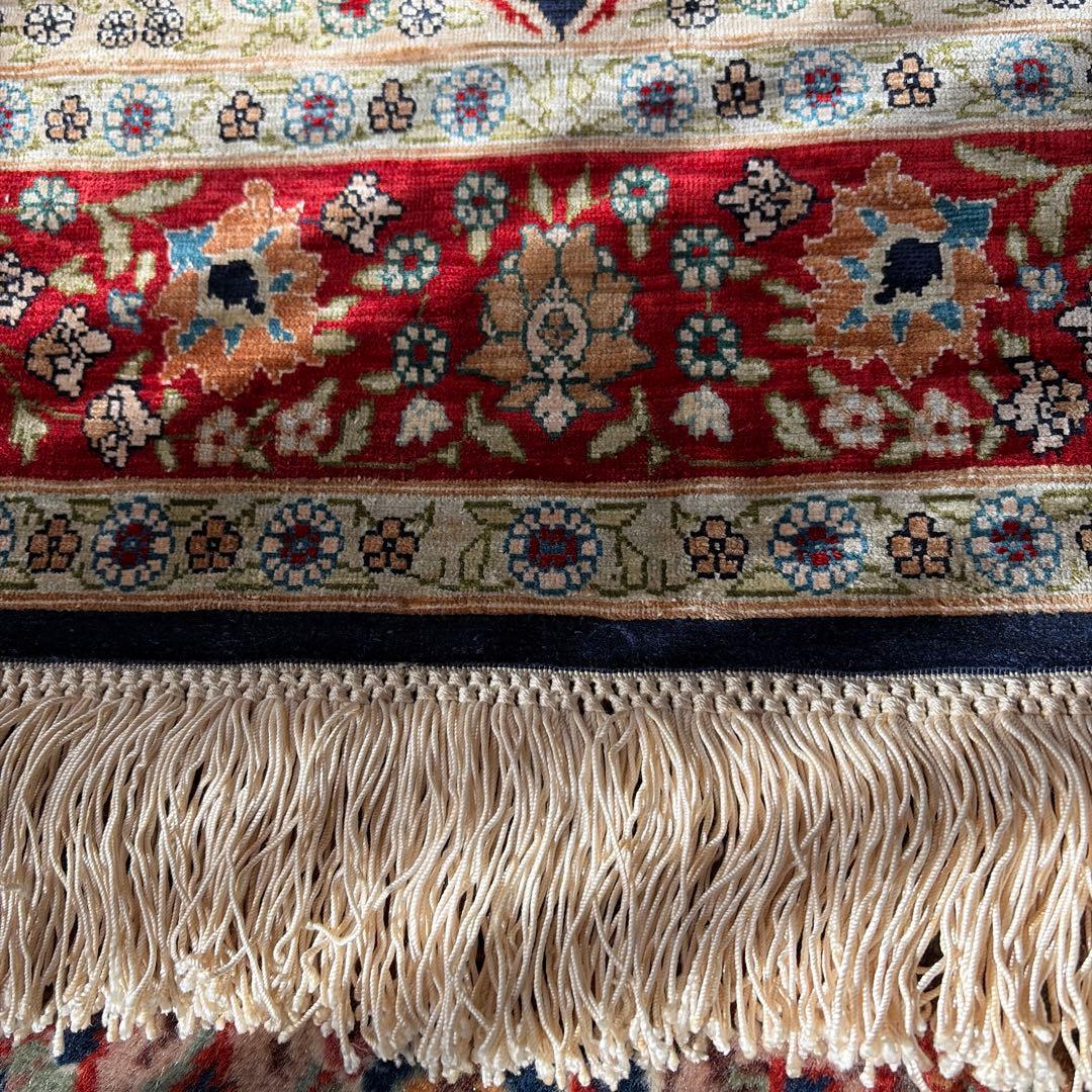 ヘレケ（Hereke）産　シルク製　未使用品　約115cm×70cm