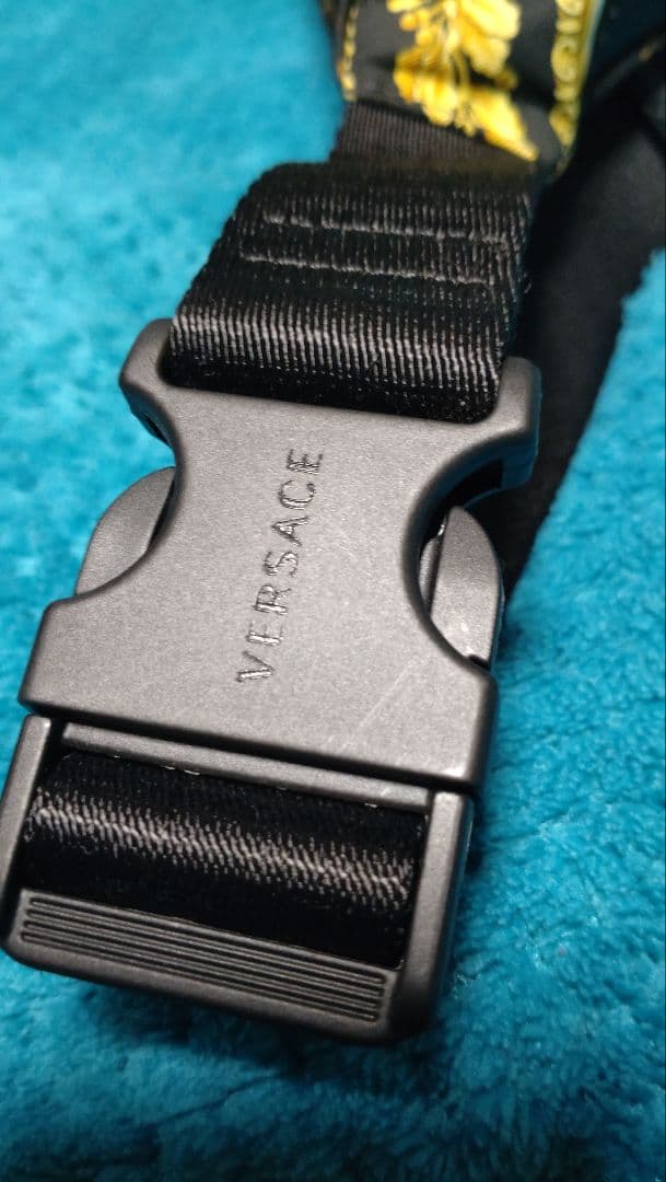 Hide 即決交渉可 24h以内発送様 VERSACE ボディバッグ
