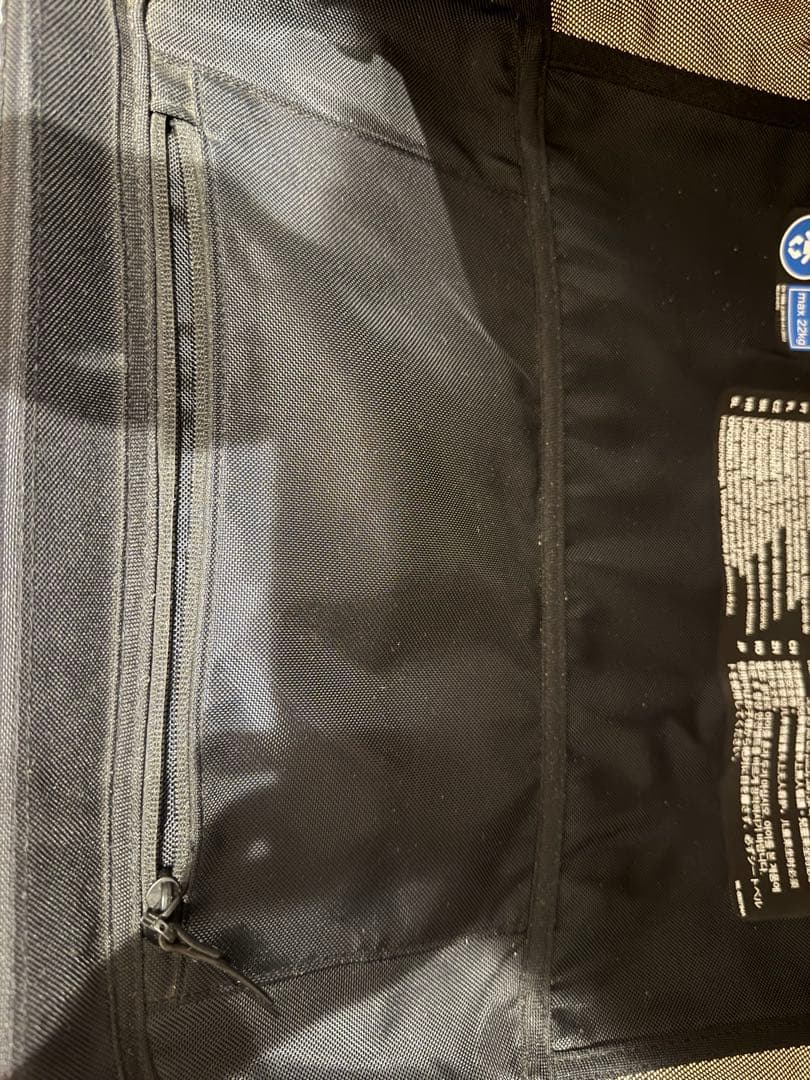 折りたたみ式の【2024年Newモデル】 nuna swiv ベビーカー