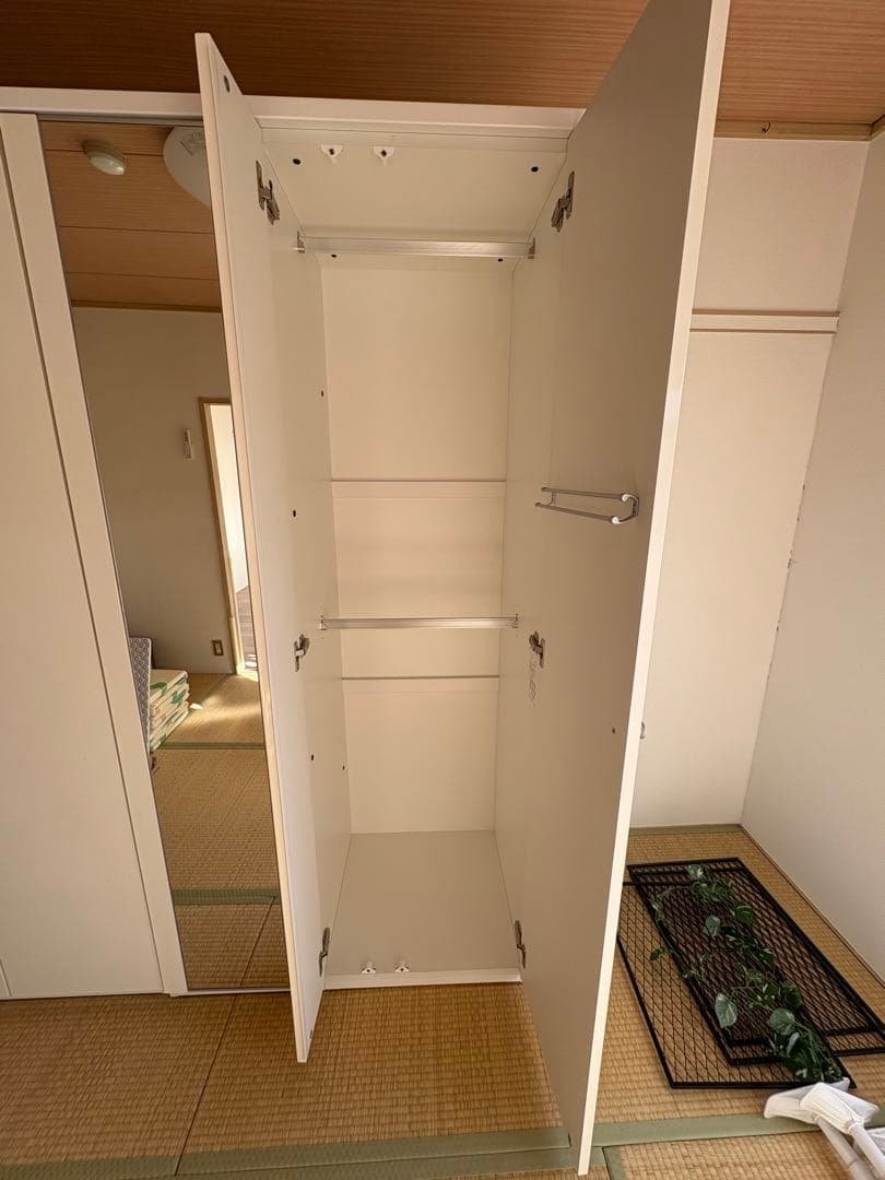 ①【引取or直配送】ニトリ　ワードローブ　クエス　100 ホワイトQUESS