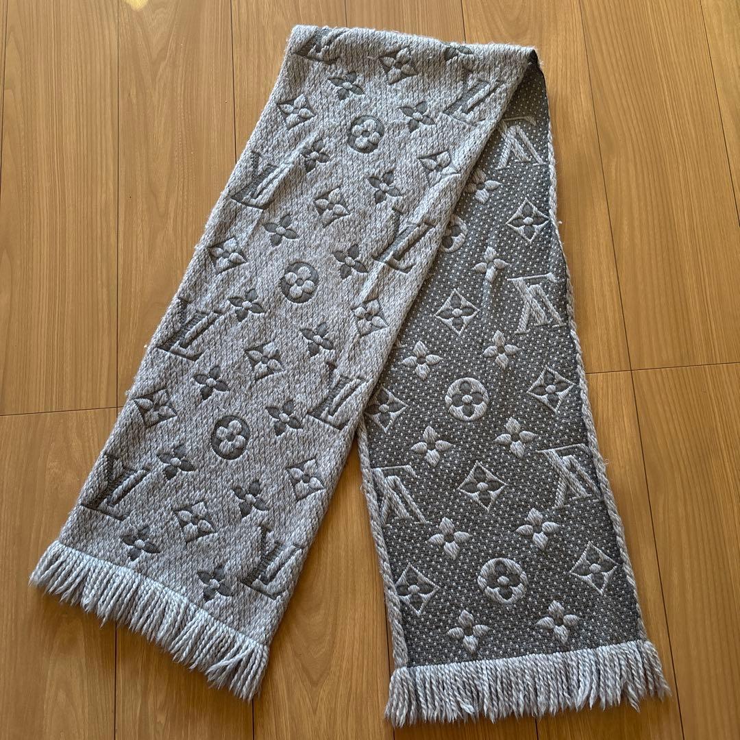 LOUIS V UITTONマフラー