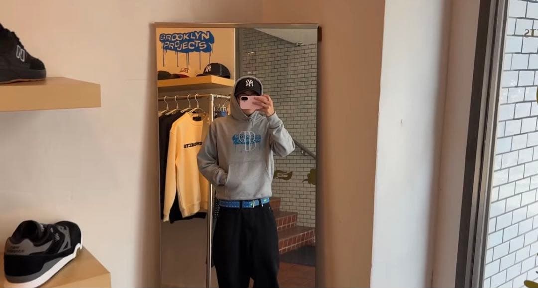 ぼ*じ様 LOOSEY FRANKY VILLANI GLOW IN THE D