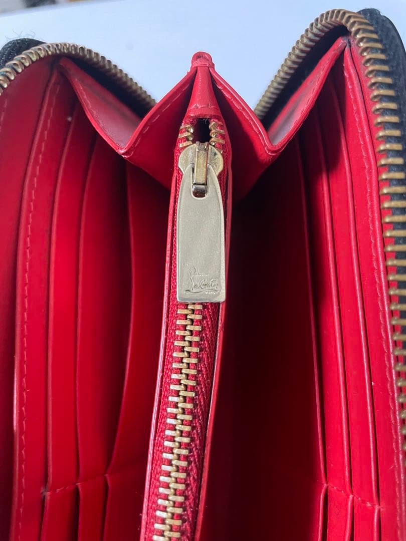 Christian Louboutin スタッズ長財布