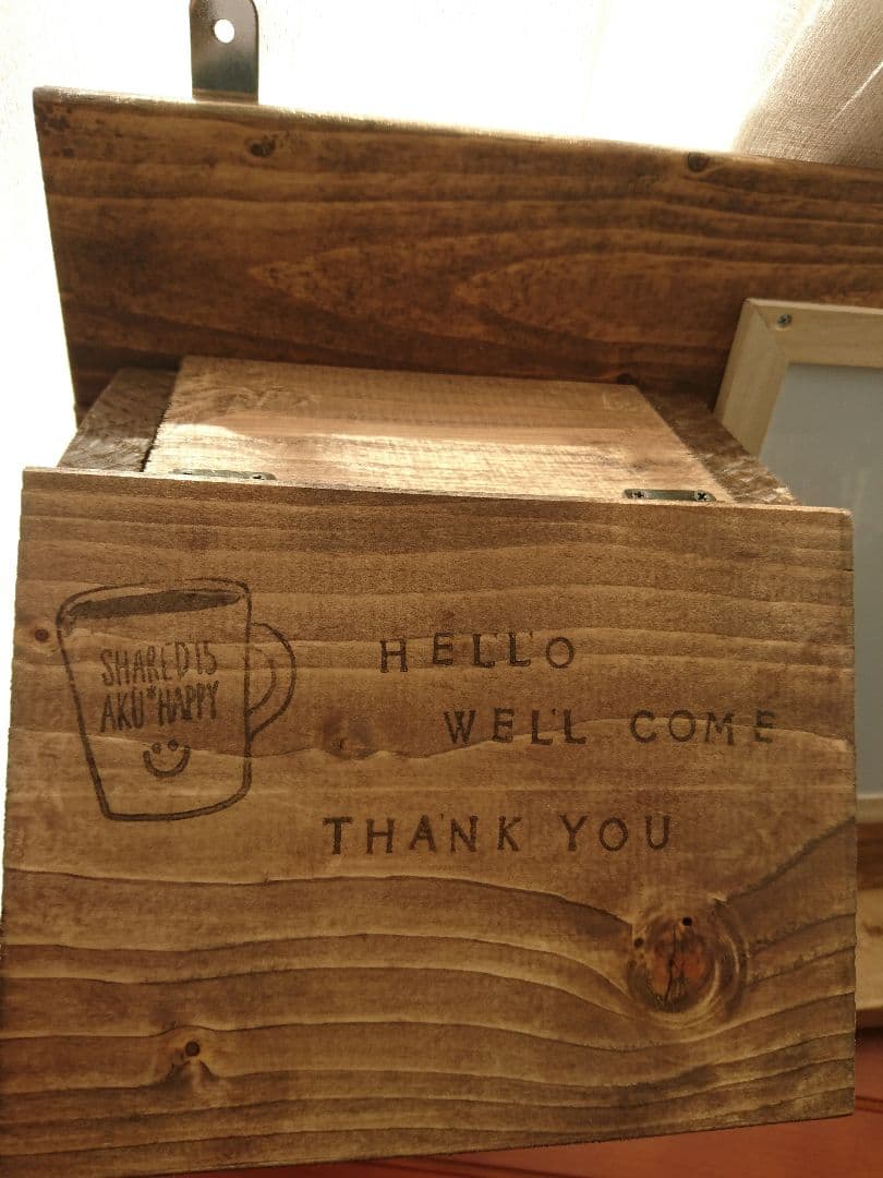 ウォールシェルフ・カントリー風 かわいい ホワイトボード付き