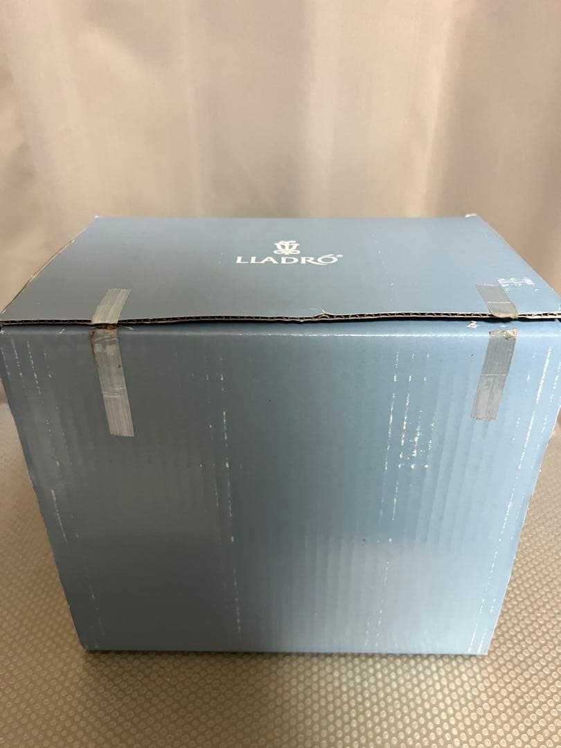 保管品　美品　リヤドロ　召し上がれ