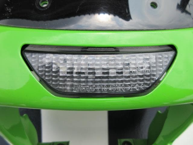 Kawasaki ZRX1200R 純正フロントカウル フォグ付き 中古良品