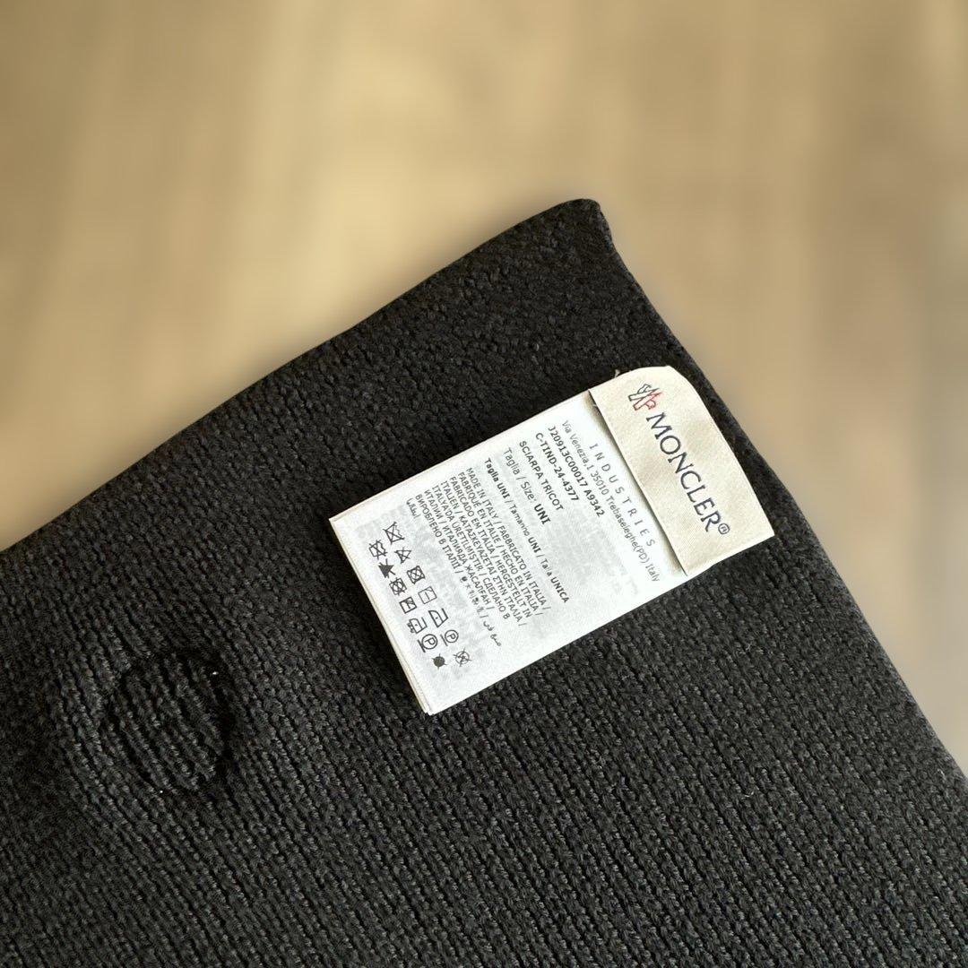 MONCLER 黒 リブ編み マフラー