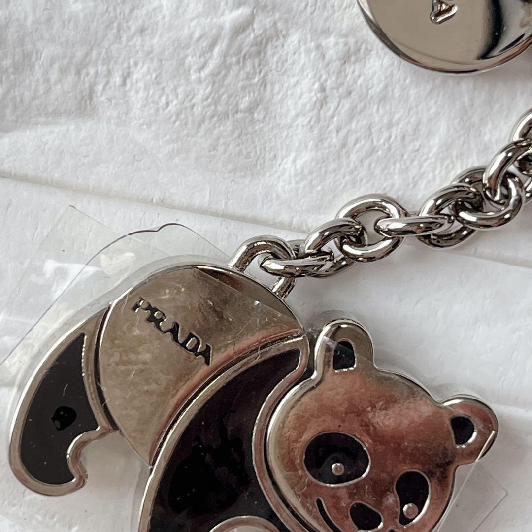 【極美品】　PRADA パンダ　キーホルダー　チャーム　ストラップ　シルバー
