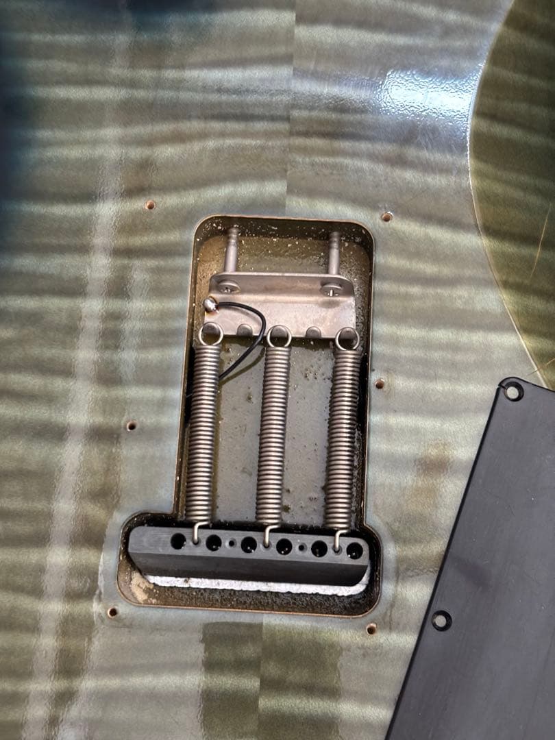 MIJフジゲン製　Squier by Fender Silver Series