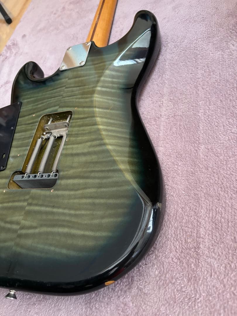 MIJフジゲン製　Squier by Fender Silver Series