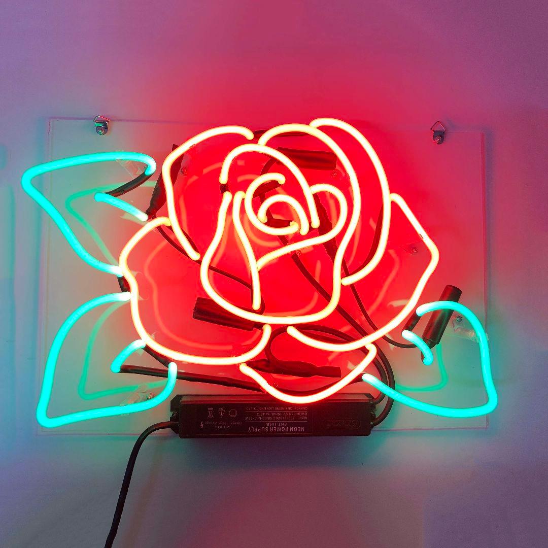 ネオンサイン　ウェルカムボード　インテリア　装飾　薔薇　パーティー　オーダー