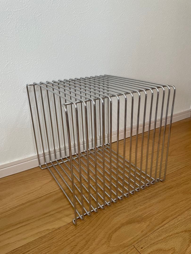 Montana パントンワイヤーシェルフ