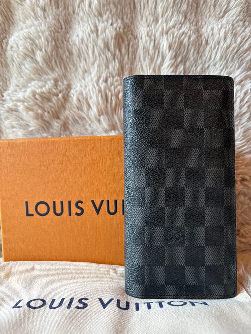 美品　Louis Vuitton ダミエ・グラフィット 長財布