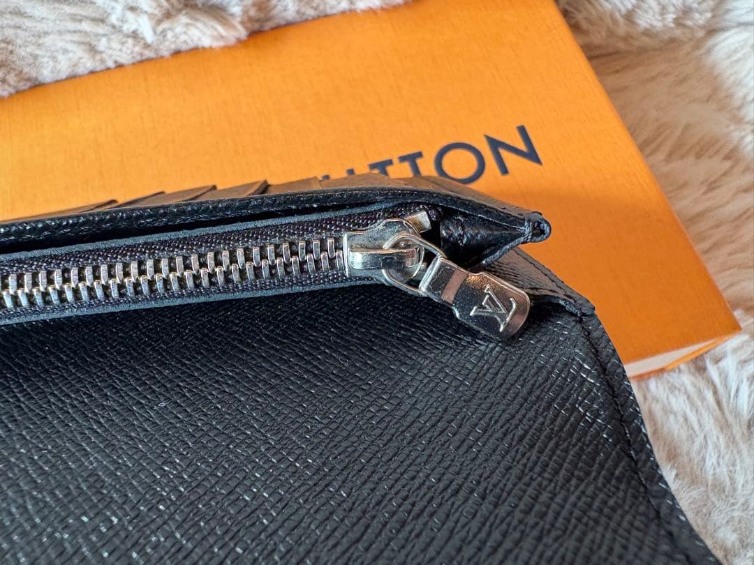 美品　Louis Vuitton ダミエ・グラフィット 長財布