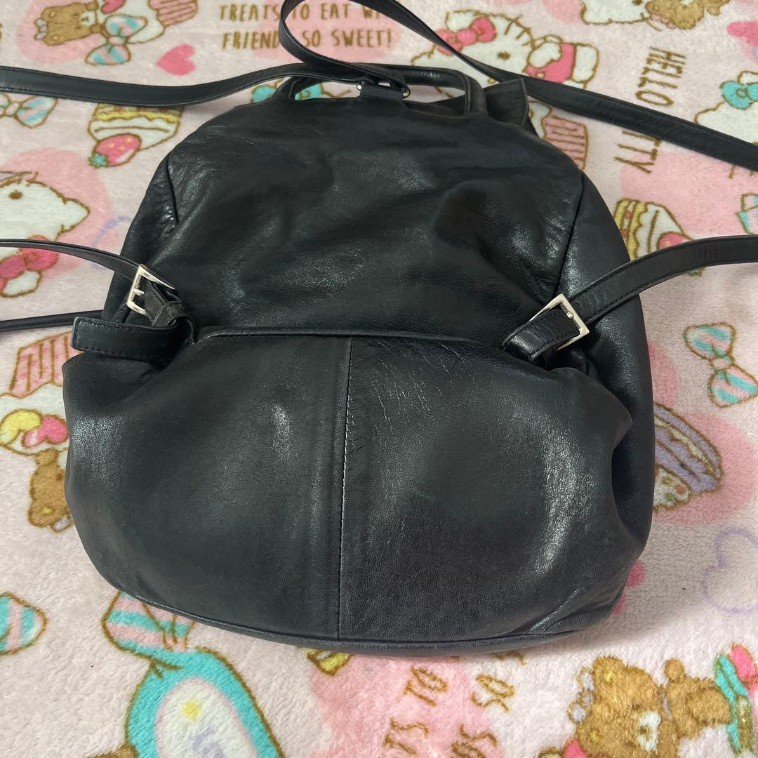 晴子　PRADA オールレザー リュック ブラック