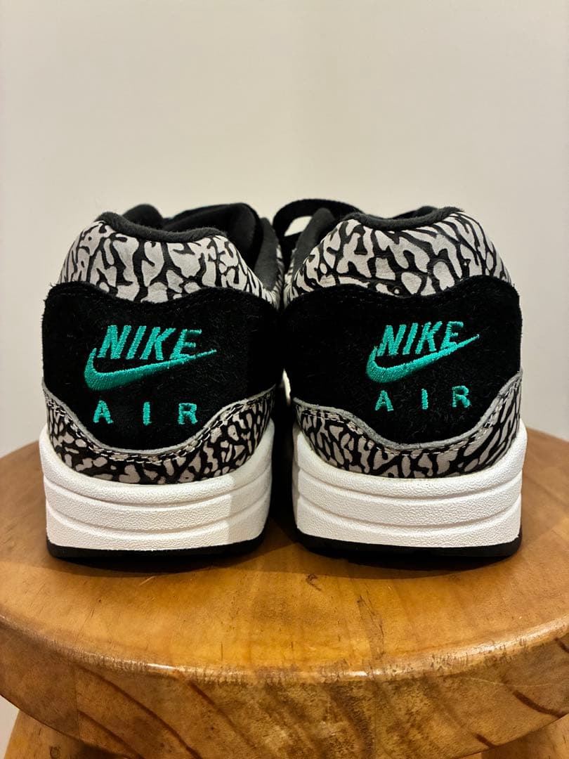 靴 Nike Air Max 1 Elephant