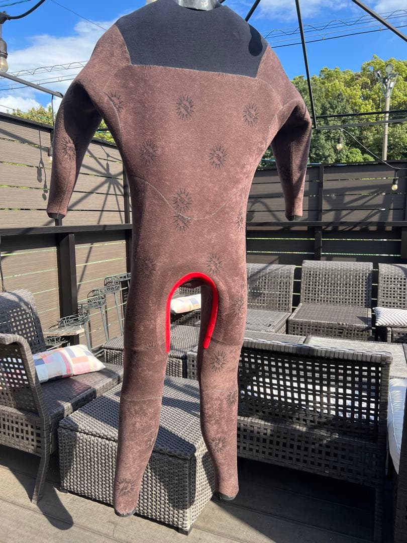 ウエットスーツ新中品‼️期間中値下げ中‼️