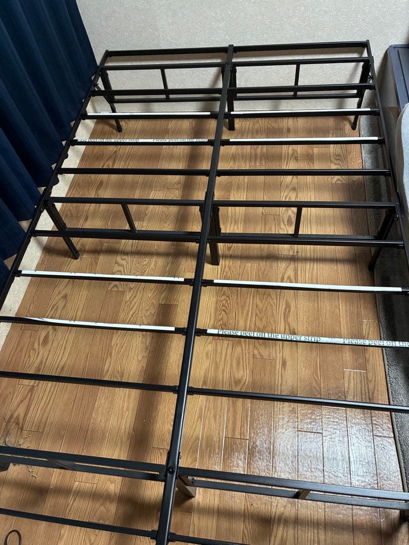 セミダブルベットフレーム