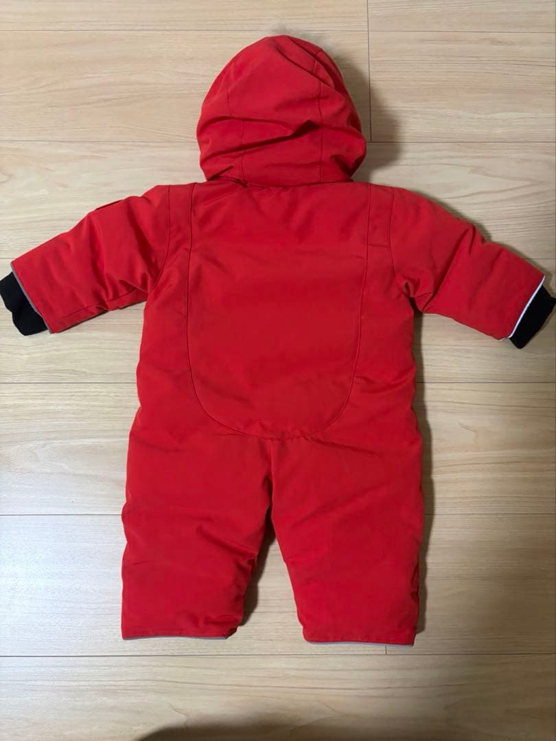   キッズ　スノースーツ