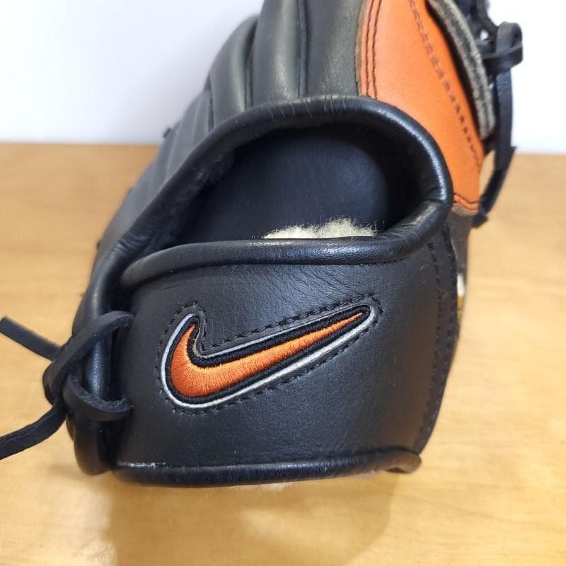 NIKE ナイキ プロゴールド 限定カラー 激レア 内野用 軟式グローブ