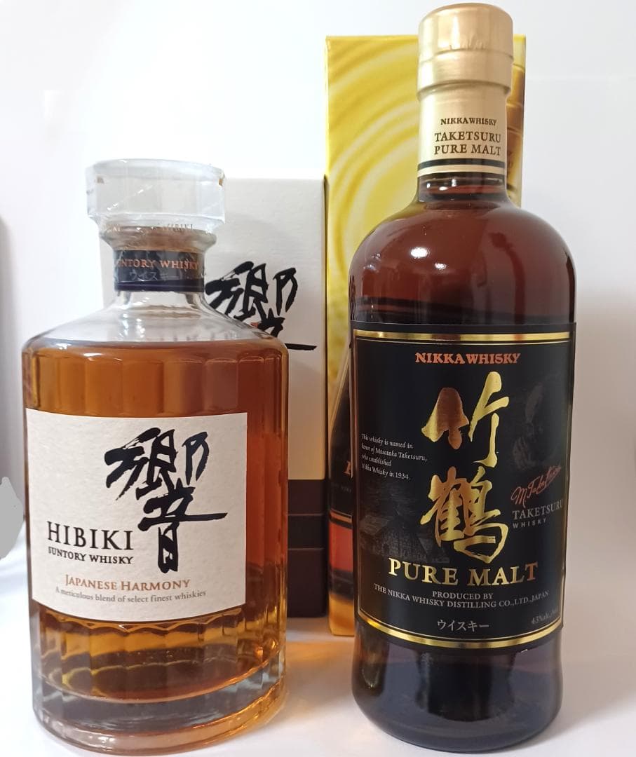 べ*!様 サントリー響内容量700ml とニッカ竹鶴700ml　2本セット【未開